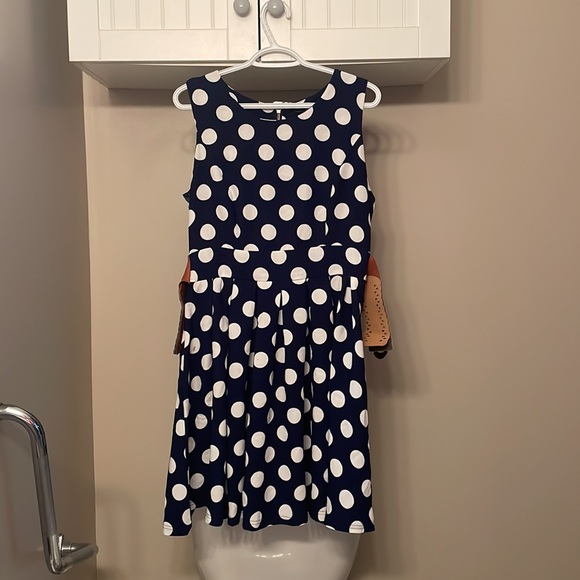 Xtaren Plus Navy Poka Dot Belted Dress - Picture 2 of 6